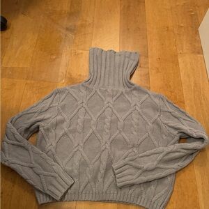 Hollister Cable Knit Turtleneck Sweater Grey size S
